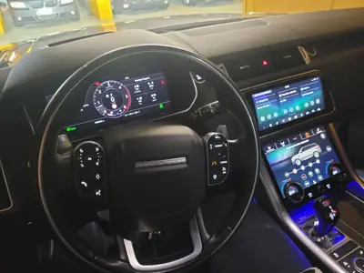 Land Rover Range Rover Sport 3.0 SDV6 — SUV premium diesel, 63 500 km seulement — Miniature 9
