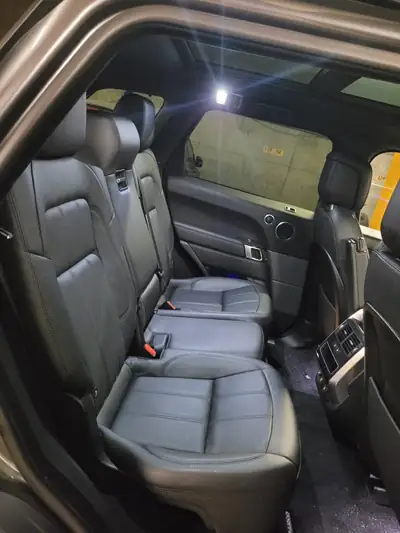 Land Rover Range Rover Sport 3.0 SDV6 — SUV premium diesel, 63 500 km seulement — Miniature 12