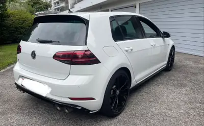 VW Golf 2.0 TSI R 4Motion DSG — Performance 301 ch, Transmission intégrale, 123'000 km — exterior view