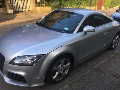Audi TT Coupé 2.0 TFSI — Design iconic S-Line, 200 ch et moins de 100 000 km — Seitenansicht
