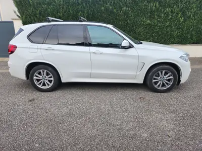 BMW X5 xDrive 40d Steptronic — SUV premium diesel, 156 000 km, sans sinistre — côté