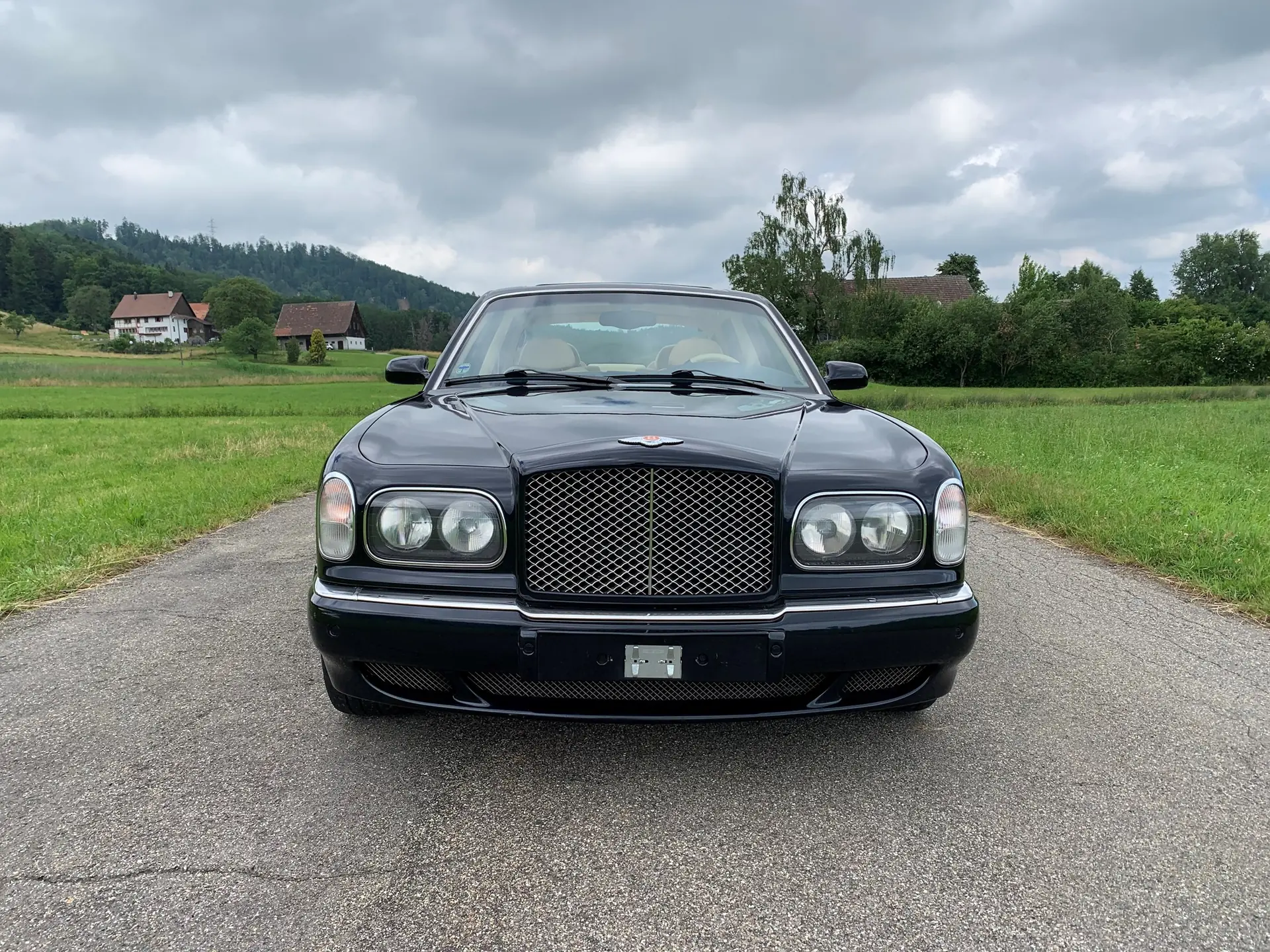 Bentley Arnage Red Label 2000 — Berline de prestige, 405 ch, première main — Außenansicht