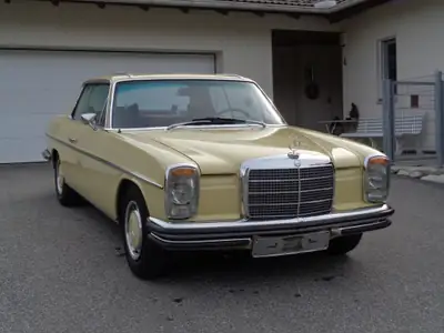 Mercedes-Benz 280 CE — Coupé classique 1973, motorisation 185 ch, première main — tableau de bord