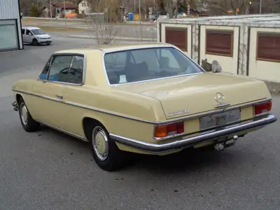 Mercedes-Benz 280 CE — Coupé classique 1973, motorisation 185 ch, première main — Miniature 9