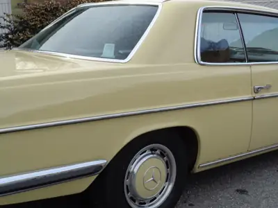 Mercedes-Benz 280 CE — Coupé classique 1973, motorisation 185 ch, première main — Miniature 14