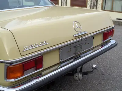 Mercedes-Benz 280 CE — Coupé classique 1973, motorisation 185 ch, première main — Miniature 13