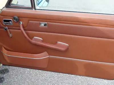 Mercedes-Benz 280 CE — Coupé classique 1973, motorisation 185 ch, première main — Miniature 19