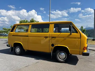 VW T3 Bus mit Rundumsicht 1988 — Classique emblématique, état impeccable — Heckansicht