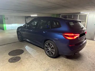 BMW X3 xDrive M40i — SUV premium dynamique, 80'000 km seulement — rear view