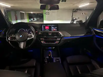 BMW X3 xDrive M40i — SUV premium dynamique, 80'000 km seulement — interior
