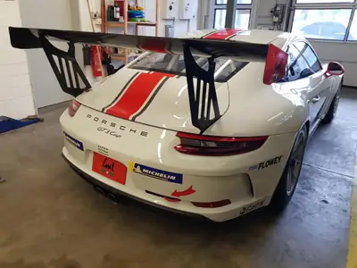 Porsche 911 GT3 Cup 991.2 — Légendaire voiture de course, kilométrage exceptionnel — arrière