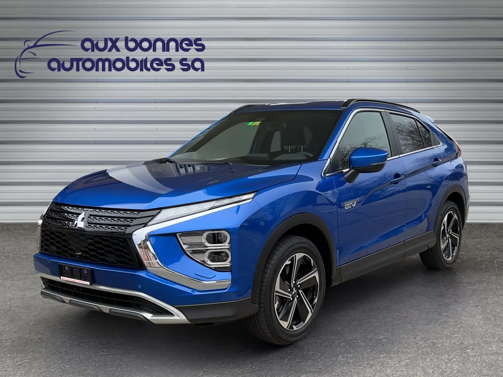 Mitsubishi Eclipse Cross 2.4 PHEV — SUV hybride rechargeable 4WD, 3 700 km seulement