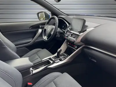 Mitsubishi Eclipse Cross 2.4 PHEV — SUV hybride rechargeable 4WD, 3 700 km seulement — Miniature 16