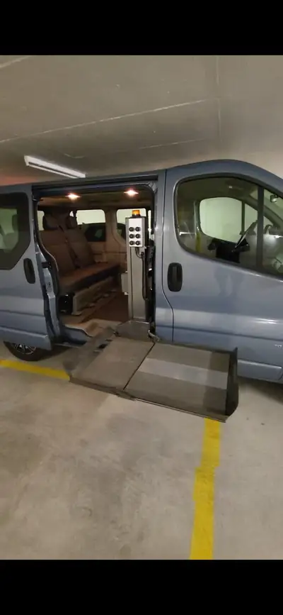 Opel Vivaro 2.0 CDTi — Monospace aménagé pour mobilité, lift fauteuil roulant électrique — Miniatur 9