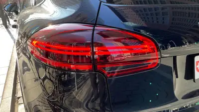 Porsche Cayenne S E-Hybrid — SUV haute performance, hybride rechargeable, 155'000 km — Thumbnail 7