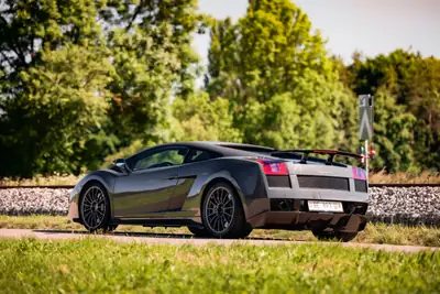 Lamborghini Gallardo 5.0 V10 Superleggera E-Gear — Légendaire italienne, 530 ch, 28'000 km — Armaturenbrett