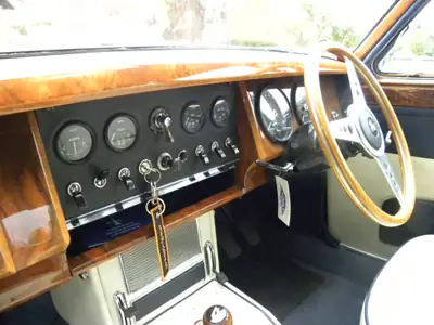 Jaguar MK 2 1963 — Classique britannique entièrement restauré, direction assistée — dettaglio