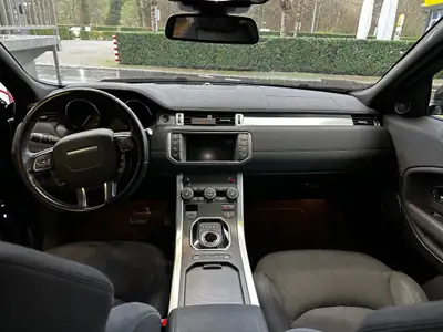 Range Rover Evoque 2.0 TD4 Pure — Diesel dynamique, tout-terrain polyvalent, faible kilométrage — Thumbnail 11
