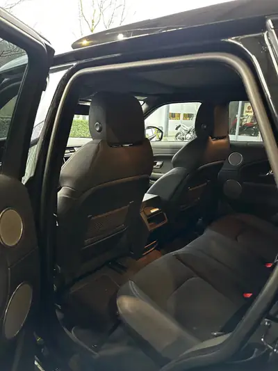 Range Rover Evoque 2.0 TD4 Pure — Diesel dynamique, tout-terrain polyvalent, faible kilométrage — Thumbnail 15