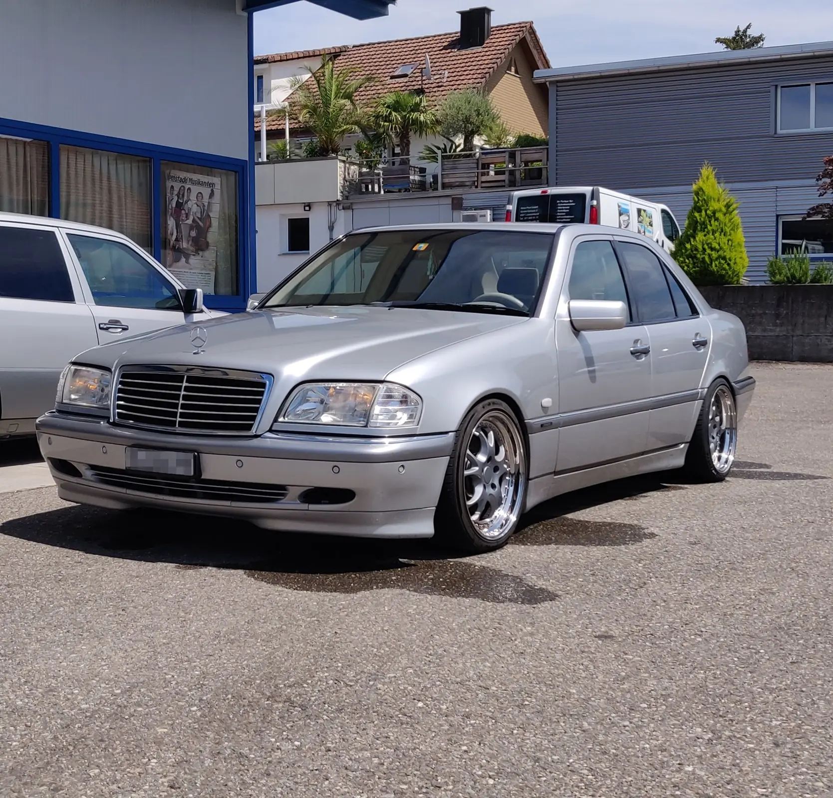 Mercedes-Benz C 280 Élégance — Berline classique, motorisation 197 ch, parfait état — vista esterna