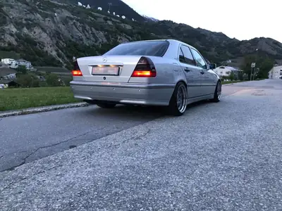 Mercedes-Benz C 280 Élégance — Berline classique, motorisation 197 ch, parfait état — Miniatura 8