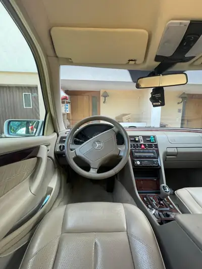 Mercedes-Benz C 280 Élégance — Berline classique, motorisation 197 ch, parfait état — Miniatura 16