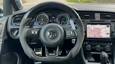 VW Golf 7 R 360S — Berline sportive 360 ch, transmission intégrale, faible kilométrage — Miniature 7