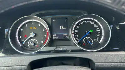 VW Golf 7 R 360S — Berline sportive 360 ch, transmission intégrale, faible kilométrage — Miniature 8
