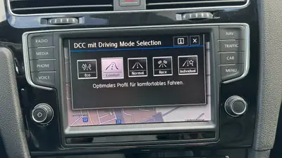 VW Golf 7 R 360S — Berline sportive 360 ch, transmission intégrale, faible kilométrage — Miniature 10