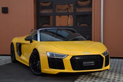Audi R8 Spyder 5.2 S-Tronic Quattro — Cabriolet haute performance, 59'790 km, pack carbone — vue extérieure