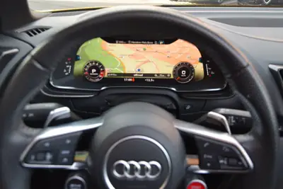 Audi R8 Spyder 5.2 S-Tronic Quattro — Cabriolet haute performance, 59'790 km, pack carbone — Miniature 16