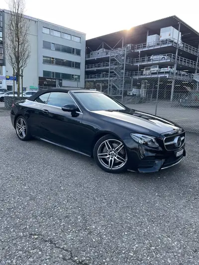 Mercedes-Benz E 200 Cabriolet AMG Line — Décapotable élégante, 26'000 km seulement — côté