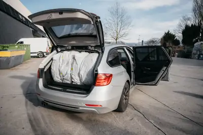 BMW 328i xDrive Touring Sport Line — Break élégant, moteur 245 ch, transmission intégrale — Thumbnail 11