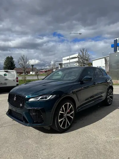 Jaguar F-PACE 5.0 V8 SVR P550 AWD — Puissance brute et élégance britannique — cruscotto