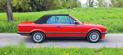 BMW 325 Cabrio 1988 — Chef-d'œuvre cabriolet vintage avec immatriculation collection — Miniatur 7