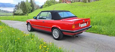 BMW 325 Cabrio 1988 — Chef-d'œuvre cabriolet vintage avec immatriculation collection — Miniatur 8