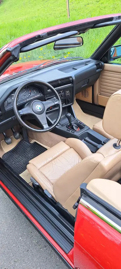 BMW 325 Cabrio 1988 — Chef-d'œuvre cabriolet vintage avec immatriculation collection — Miniatur 13