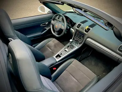 Porsche Boxster 2.7 — Roadster sportif élégant, 63 500 km, sans sinistre — Miniatura 13