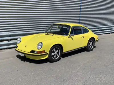Porsche 911 E Coupé 1972 — Légende jaune, matching-numbers, sans sinistre — vista esterna