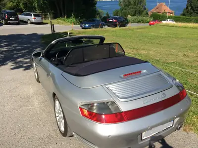 Porsche 911 Carrera 4 S Cabrio — Roadster iconique 2004, très entretenu, 320 ch — cruscotto