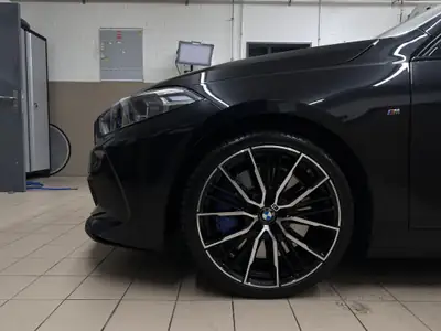 BMW M135i xDrive Steptronic — Berline sportive 306 ch, 45'000 km seulement — interior
