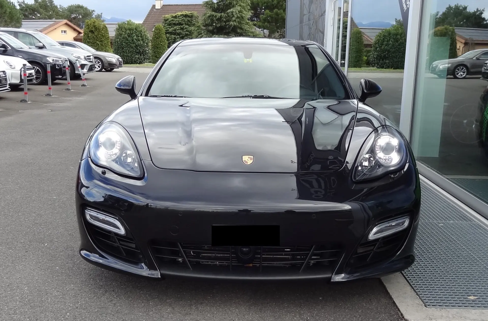 Porsche Panamera GTS 4.8 PDK — Berline sportive d'exception, état impeccable — vista esterna