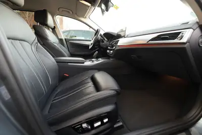 BMW 530d Touring Luxury Line — Break diesel performant, première main, sans accident — détail