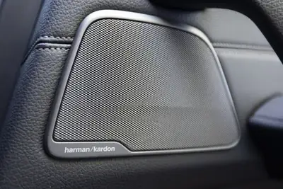 BMW 530d Touring Luxury Line — Break diesel performant, première main, sans accident — Miniature 16