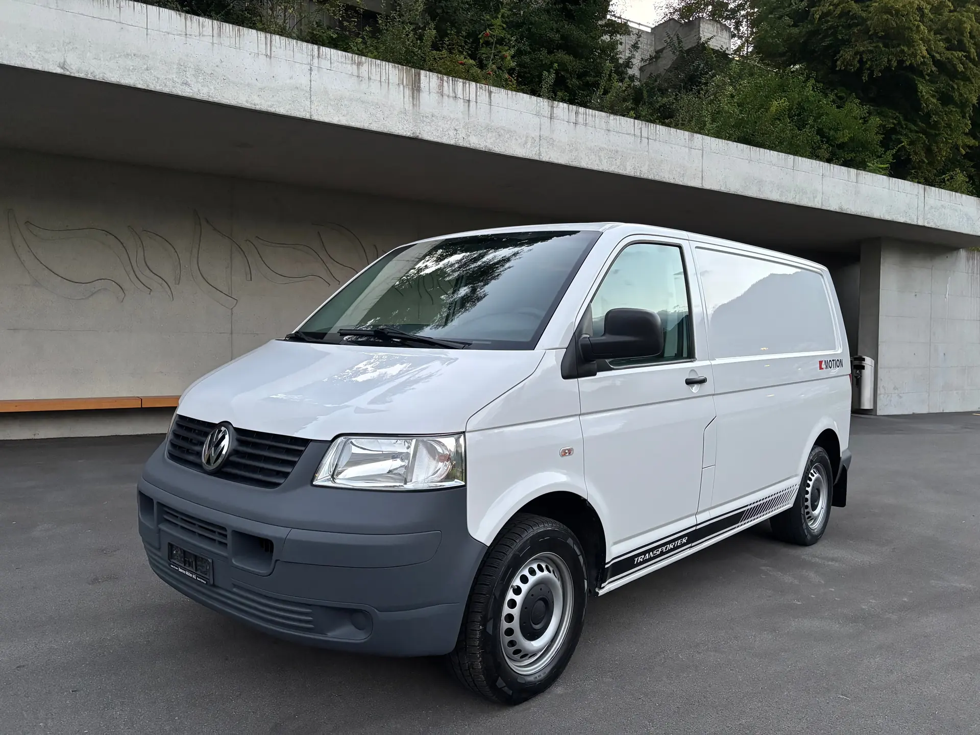 Volkswagen T5 2006 occasion Brunnen — 1