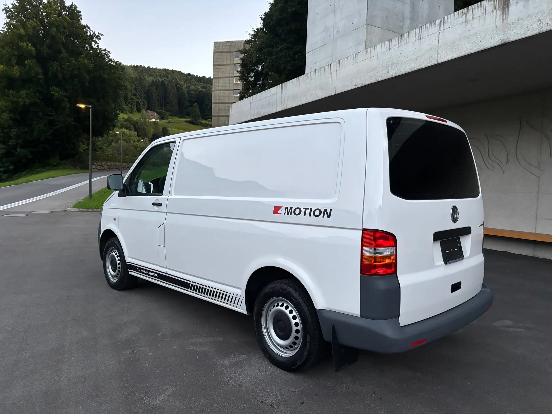 Volkswagen T5 2006 occasion Brunnen — 3
