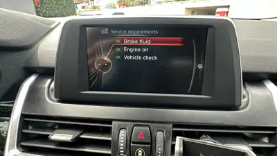 BMW 218 Active Tourer Sport Line — Monospace compact performant, entretien BMW complet — Miniature 7