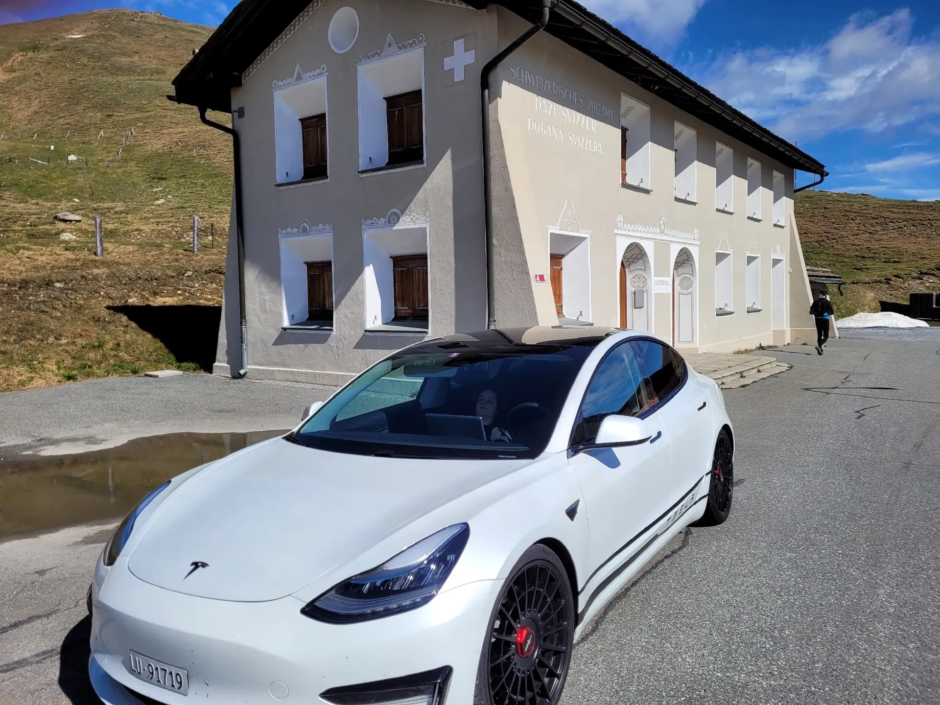 Tesla Model 3 2020 occasion Meggen — 1