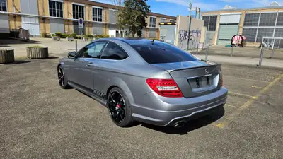Mercedes-Benz C 250 Coupé Sport — Élégance dynamique, moteur performant 204 ch — rear view