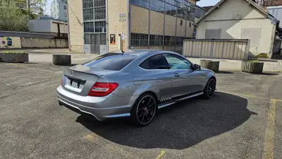 Mercedes-Benz C 250 Coupé Sport — Élégance dynamique, moteur performant 204 ch — dashboard